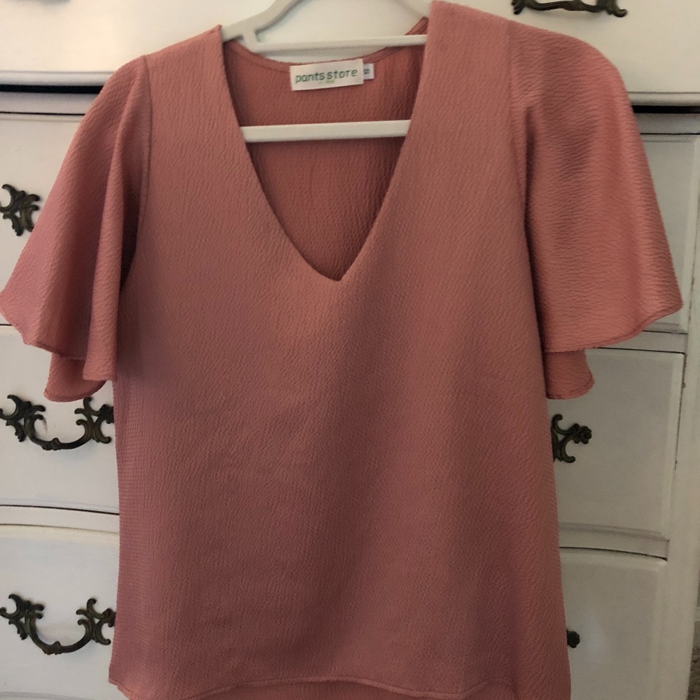 Pants Store Small Top